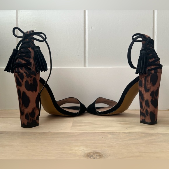 Betsey Johnson Leopard Print Sandals - Picture 7 of 8